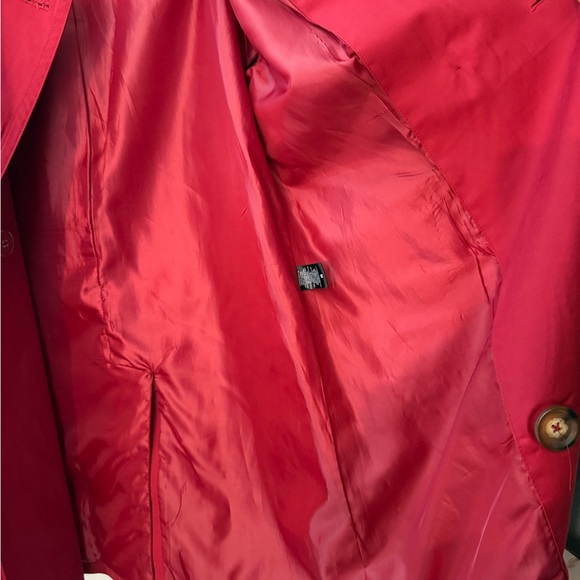 London Fog woman s Bold Red Trench Coat - Picture 8 of 11